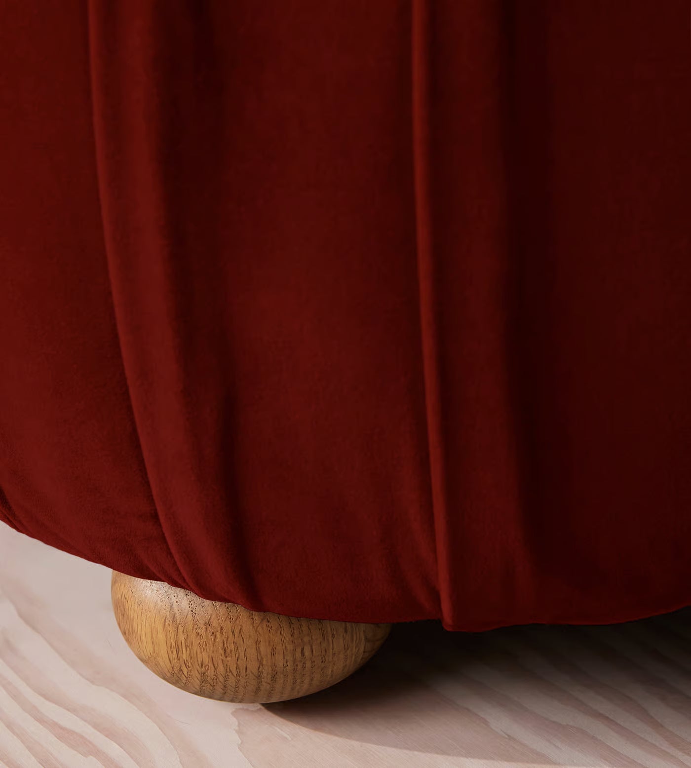 Vivienne Bench Velvet Rust
