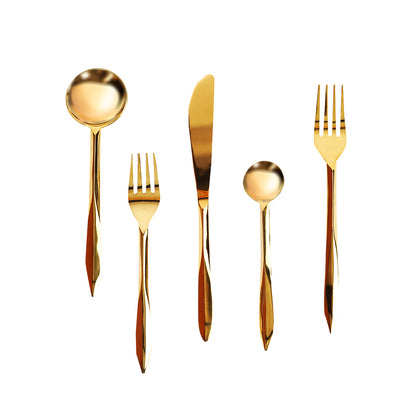 Pinnacle Precision: Set of 5 Cutlery with Pointed Handles