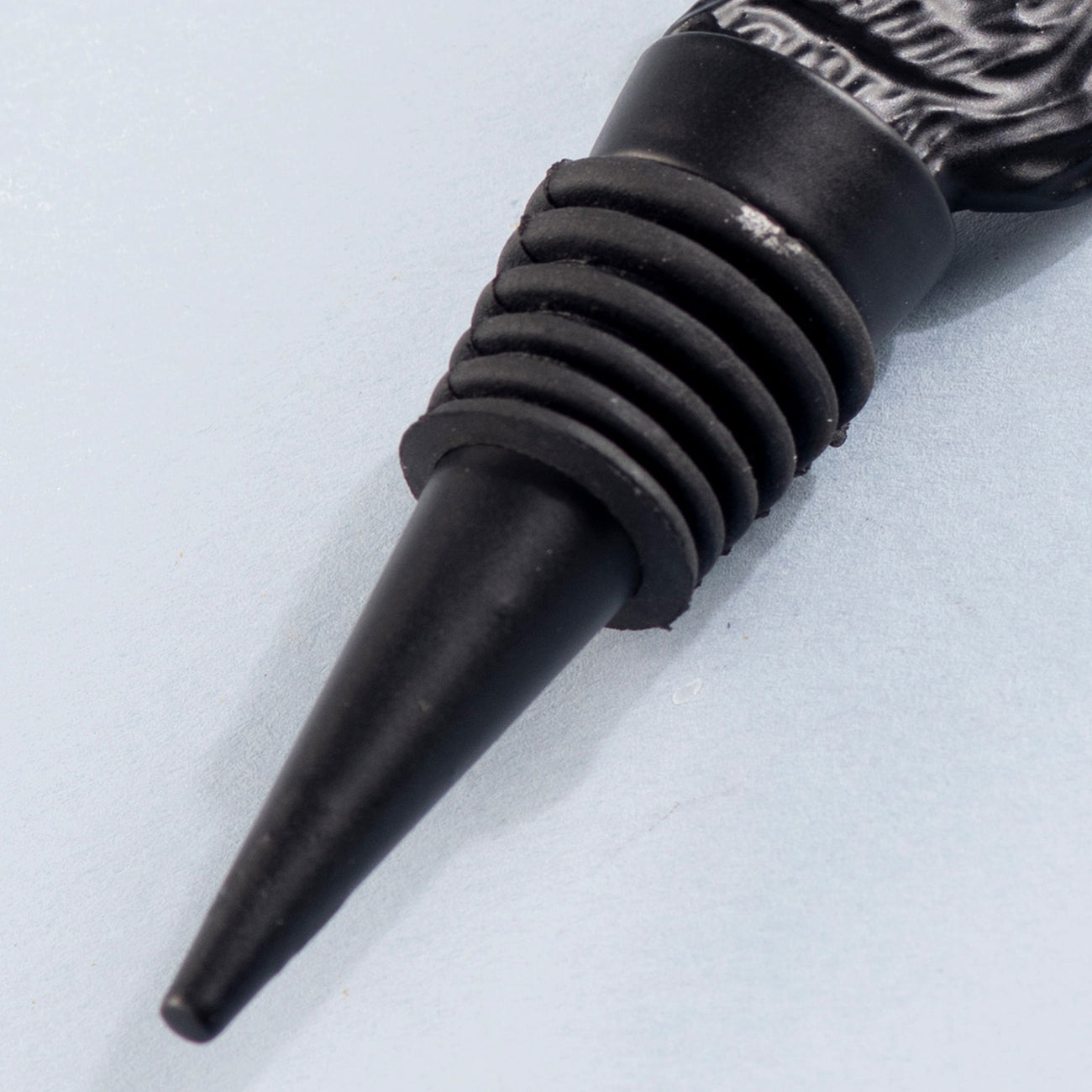 The Squirrel Bottle Stopper Matte Black