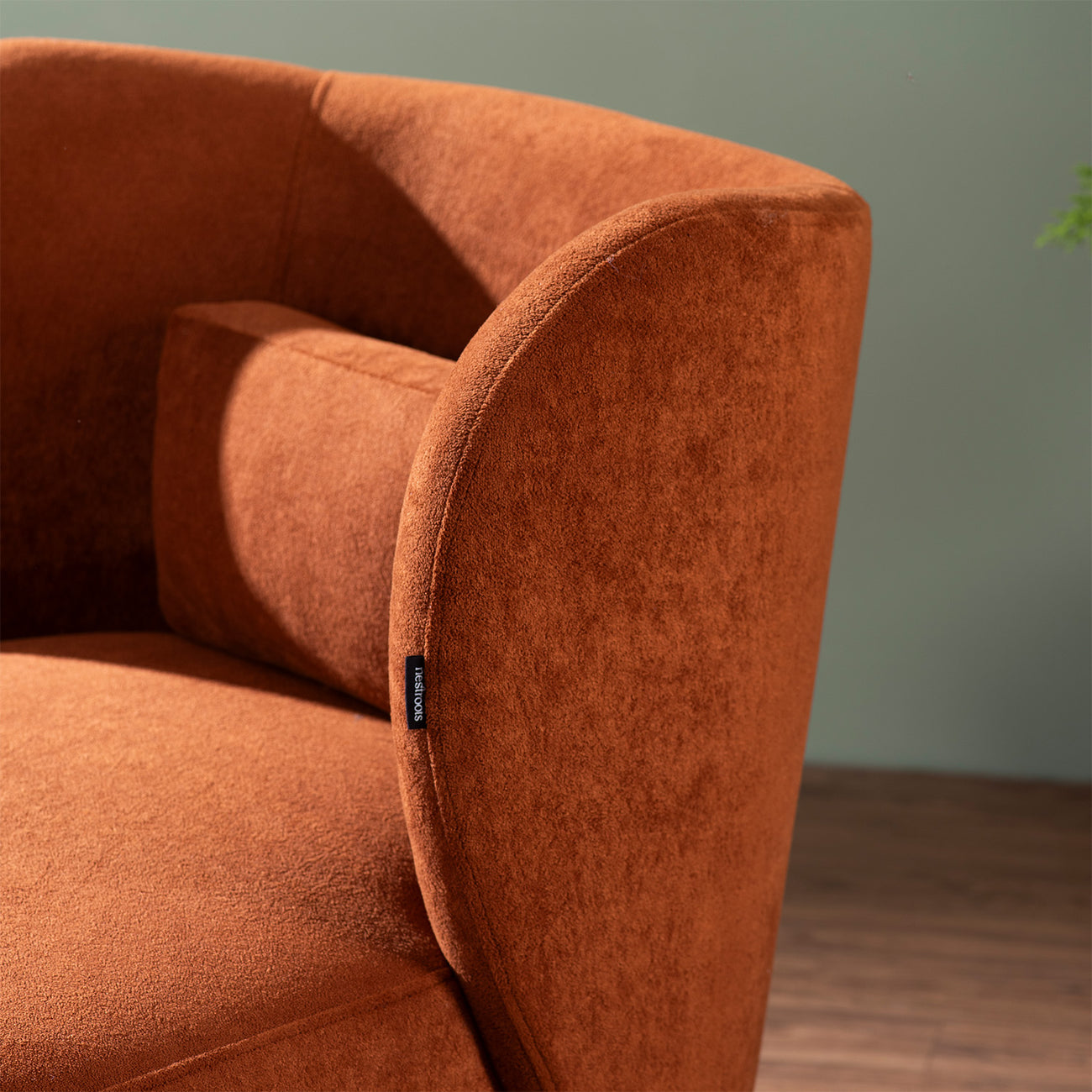 Cozy Brown Boucle Lounge Chair | Nestroots
