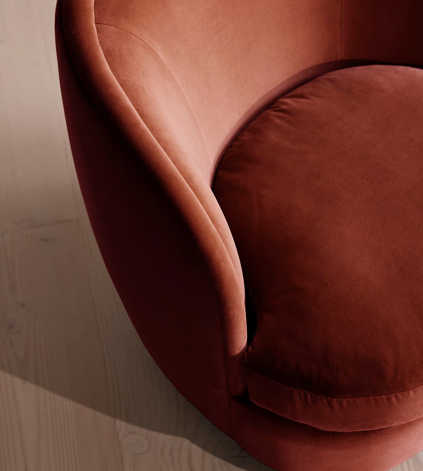 Orevella Classic Barrel Rust Red Velvet Lounge Chair