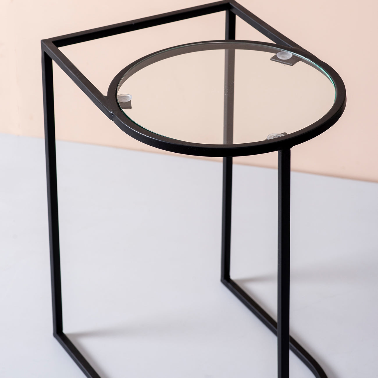 Magazine Side Table Black