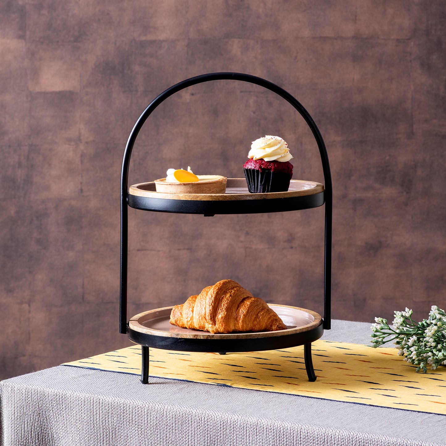 2 tier wooden cake stand