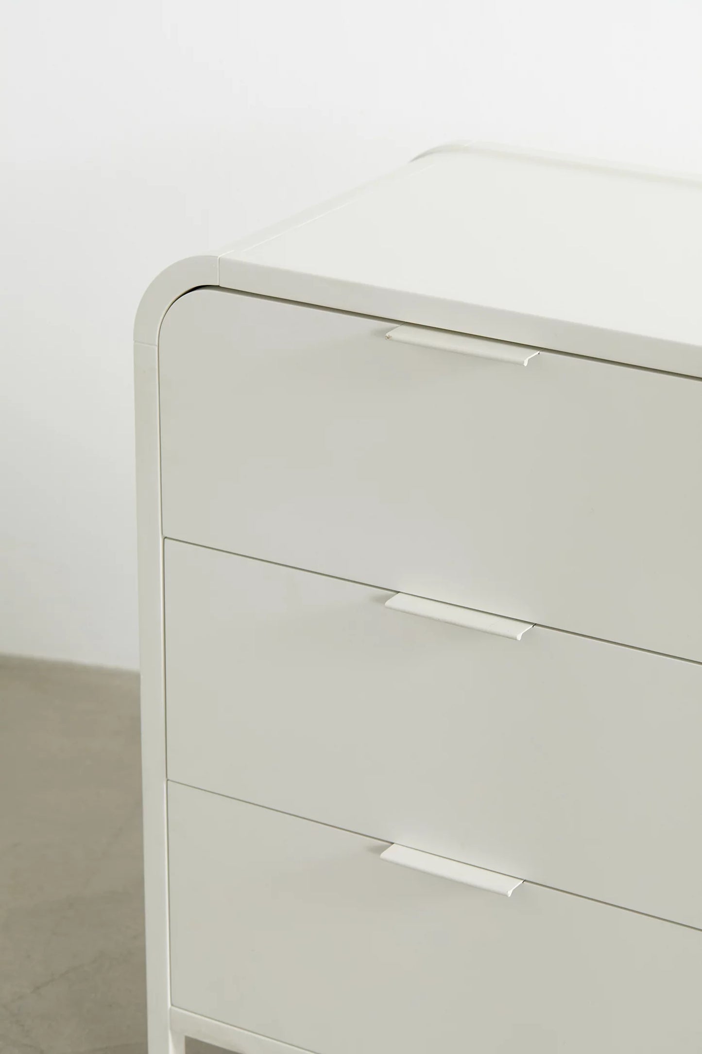 Kane 6-Drawer Dresser - Ivory