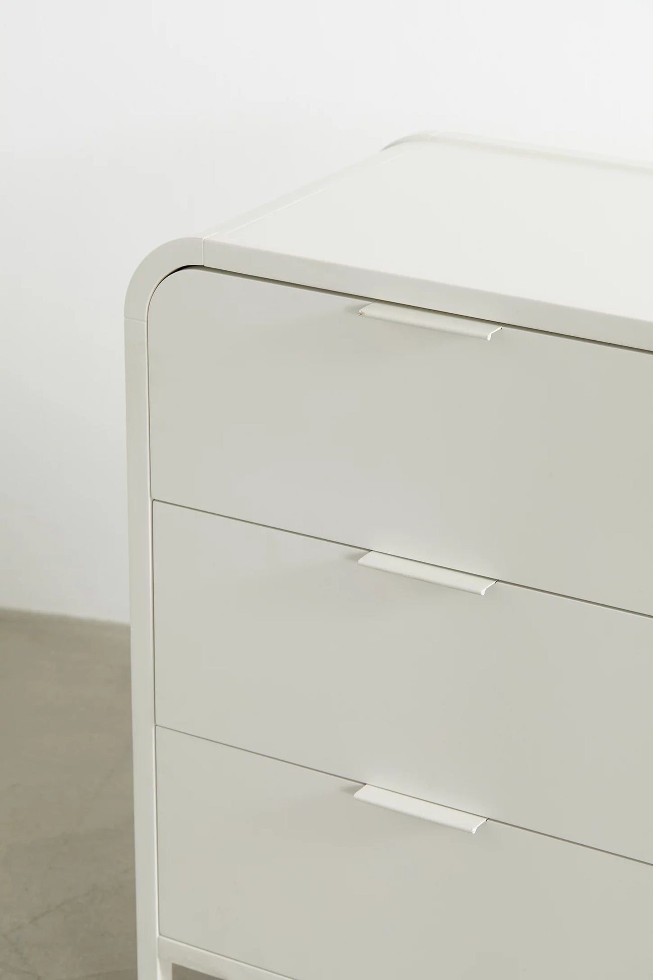 Kane 6-Drawer Dresser - Ivory