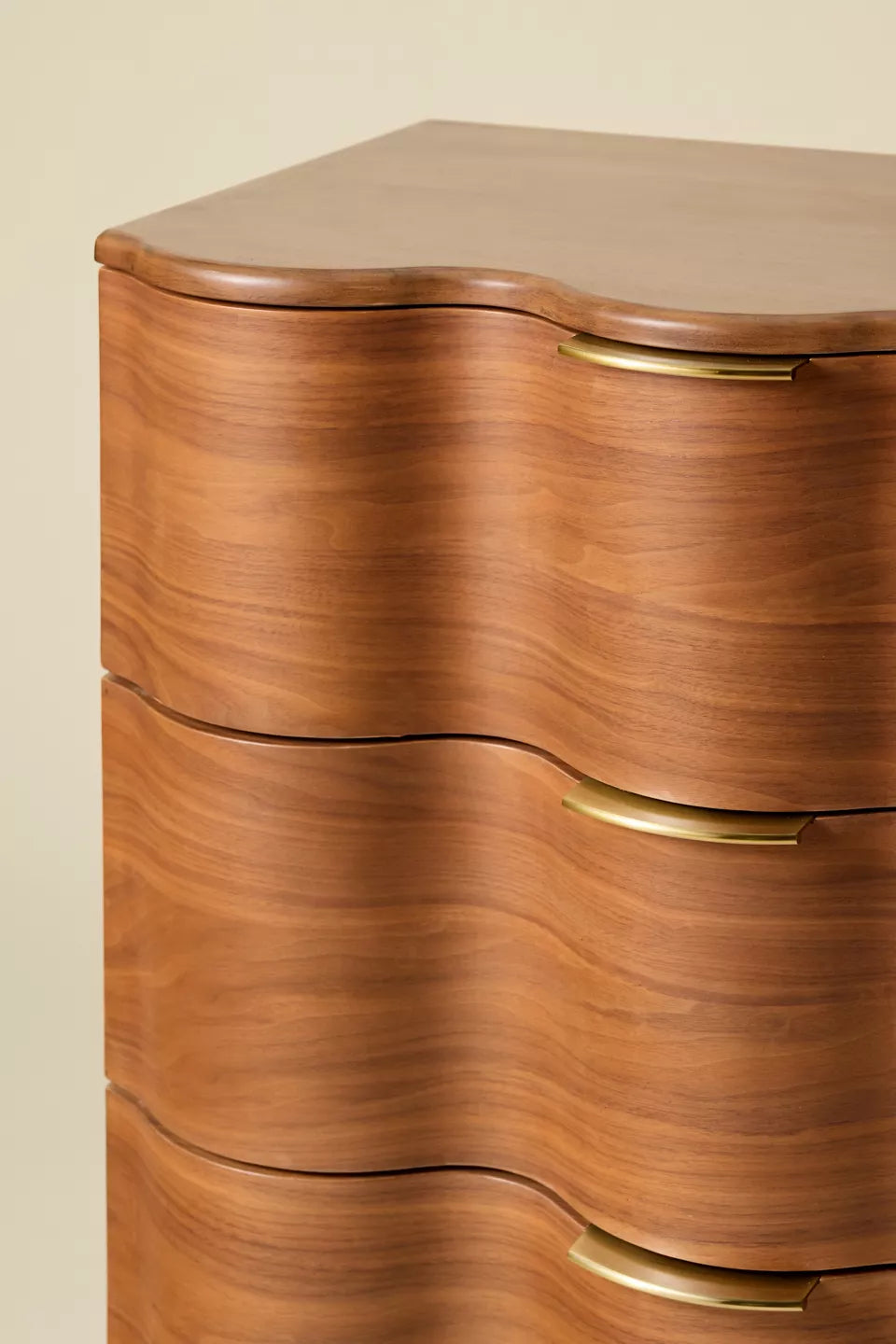 Aria Wood Tall 4-Drawer Squiggle Dresser - Brown