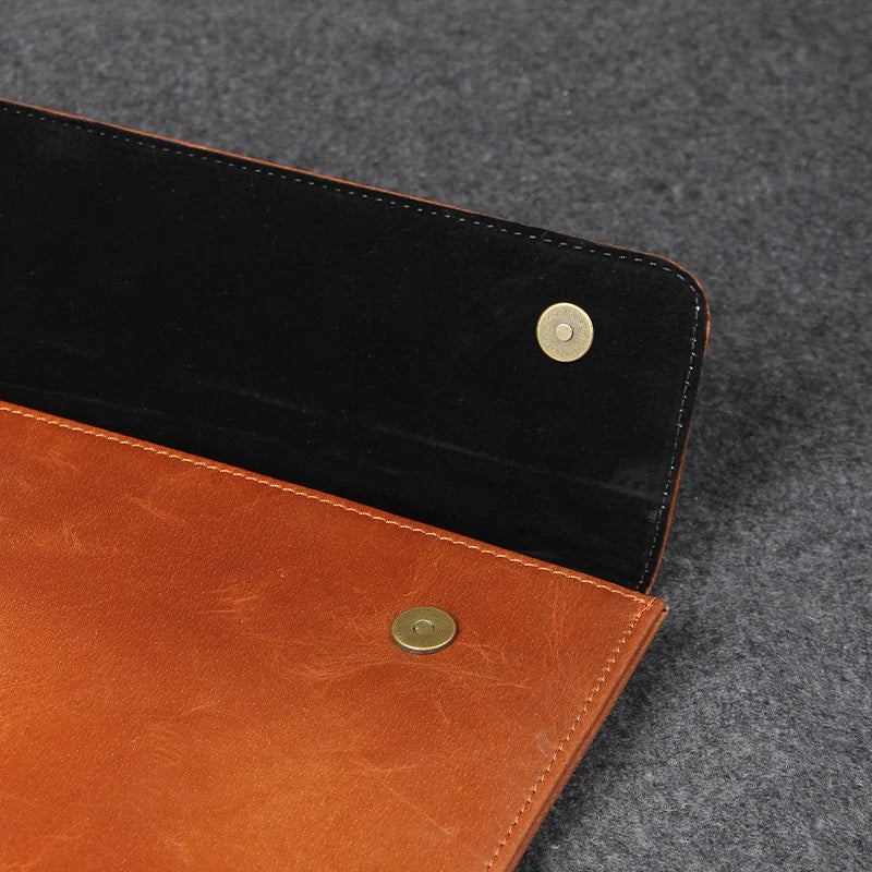 Snap Leather Sleeve