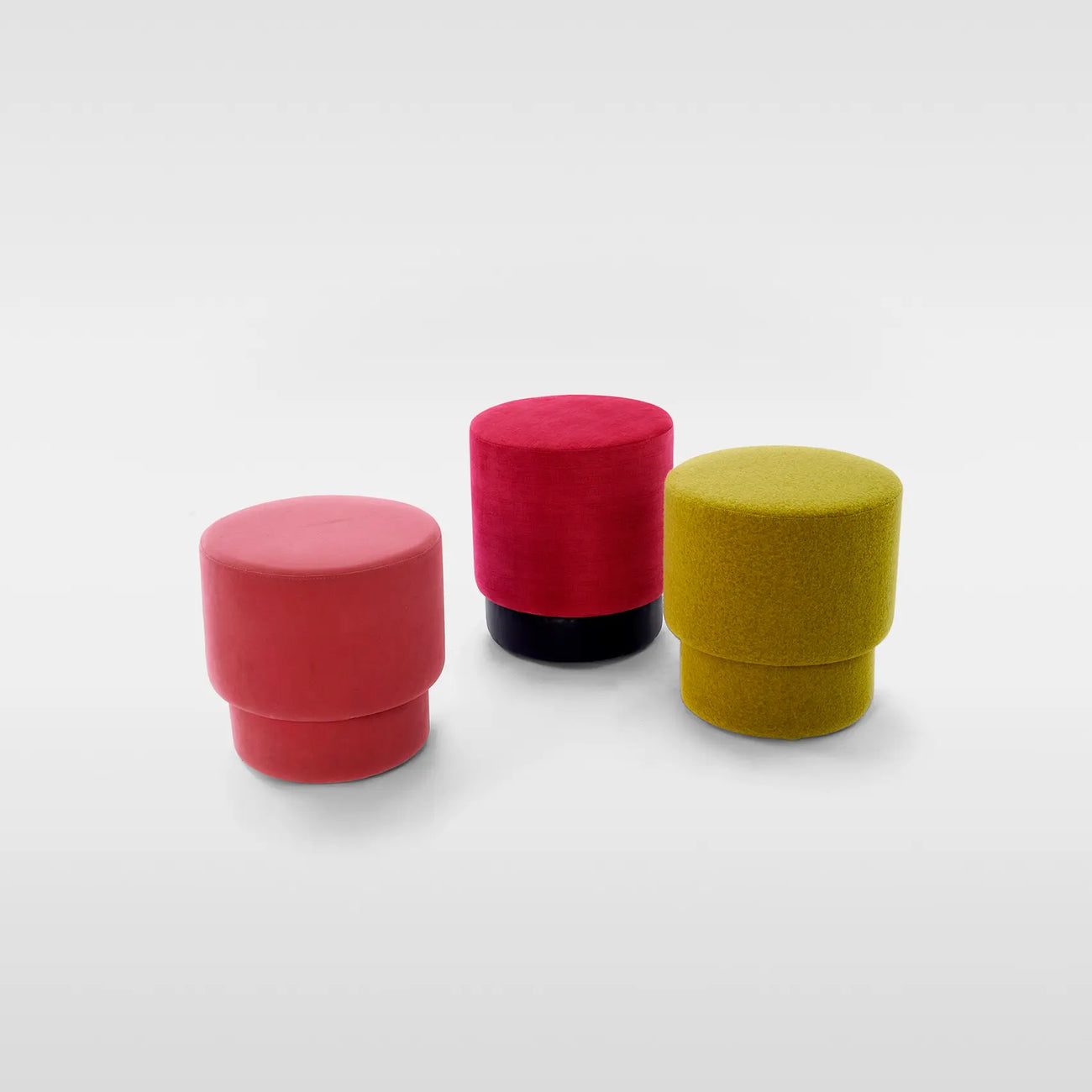 Globe Pouf
