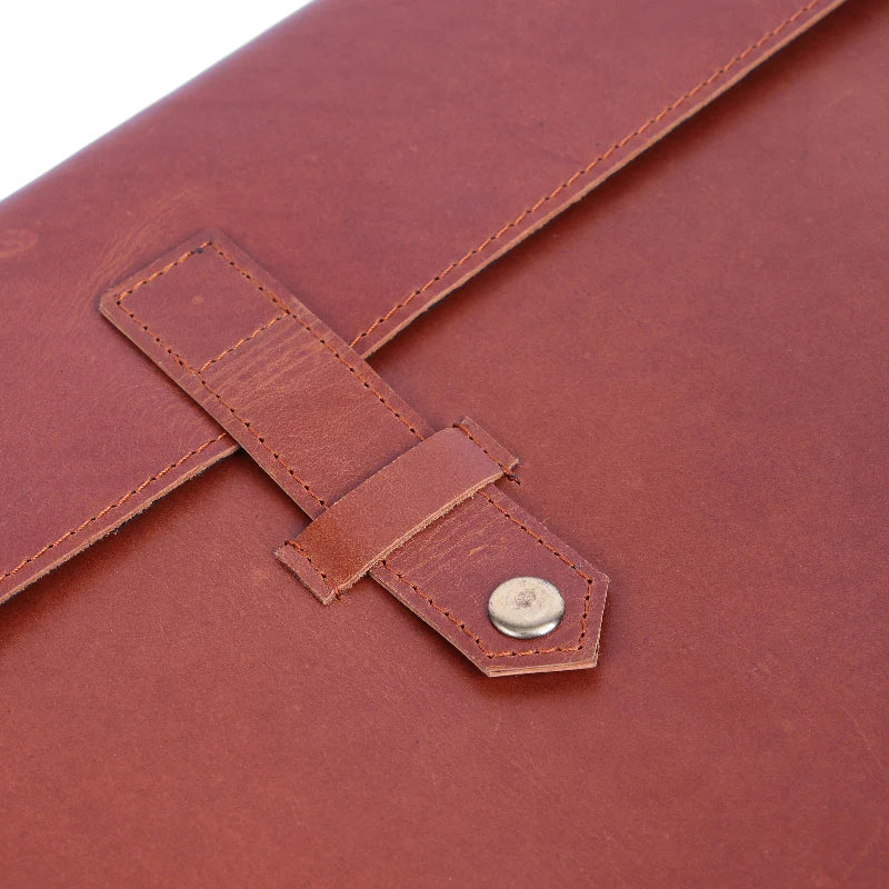 Vintage Snap Leather Sleeve