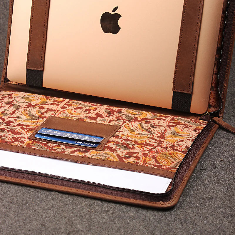 Aldona Laptop Sleeve
