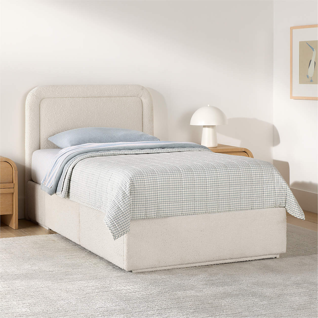 Marshmallow Cream Boucle Kids Big Hydraulic Storage Bed