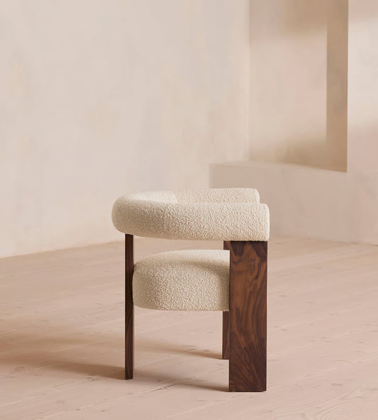 Toervyn Sculpt Arm Off WhiteBoucle Lounge Chair