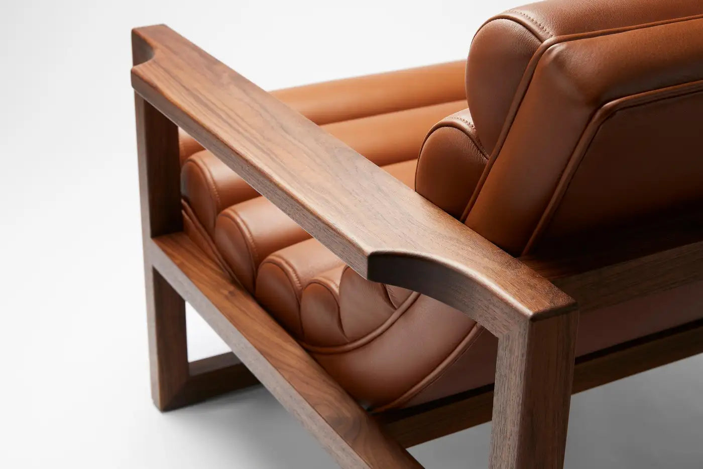 Raevello Strap Tan Brown Letherette Lounge Chair