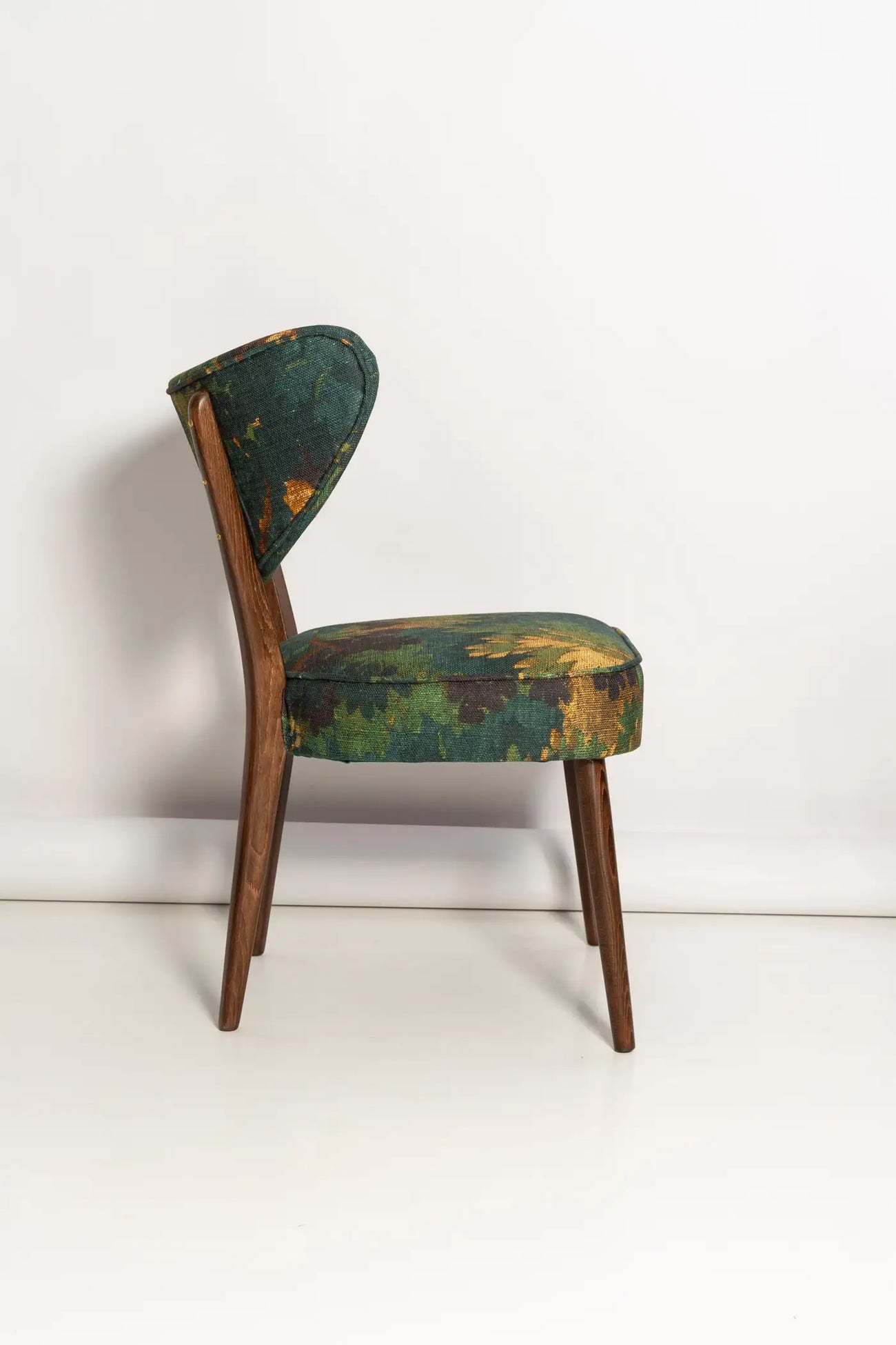 Fleorique Pattern Botanical Green Linen Lounge Chair