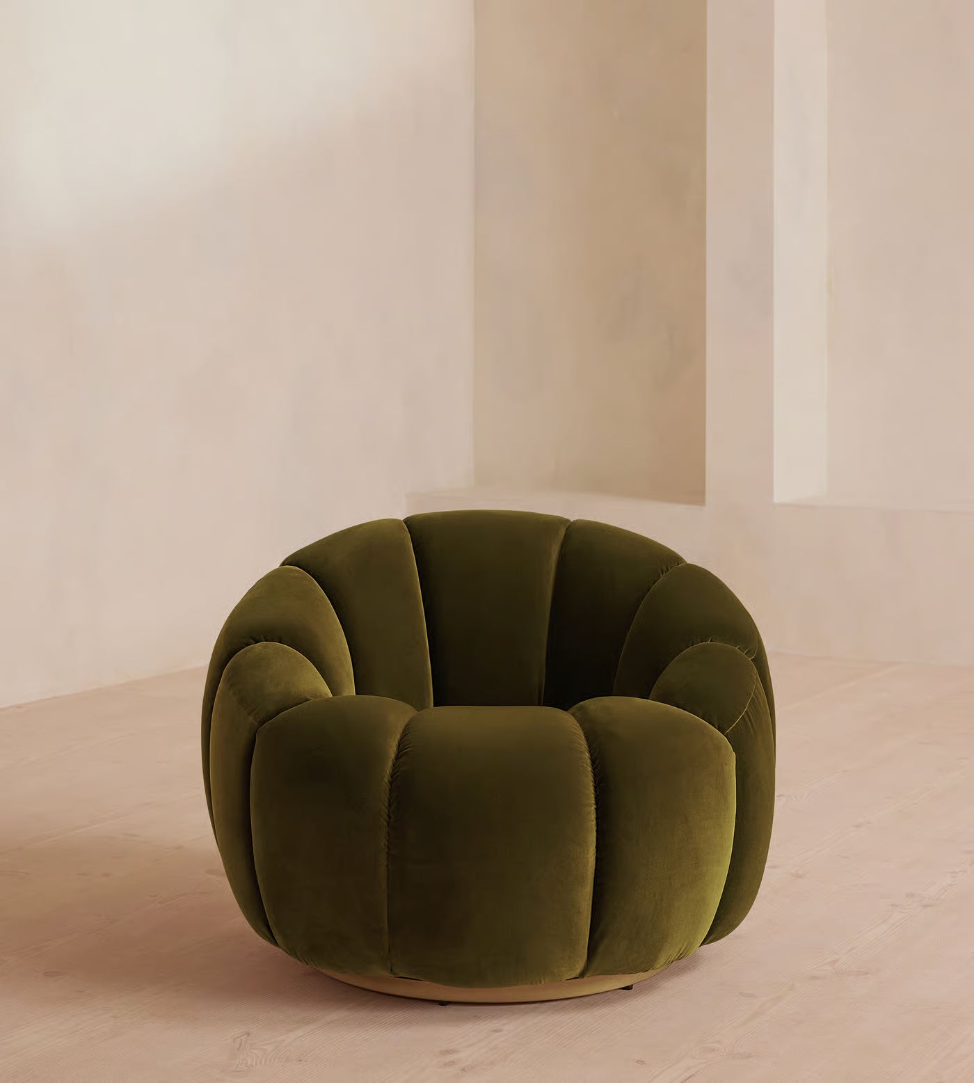 Fleoriane Petal Swivel Olive Velvet Suede Lounge Chair