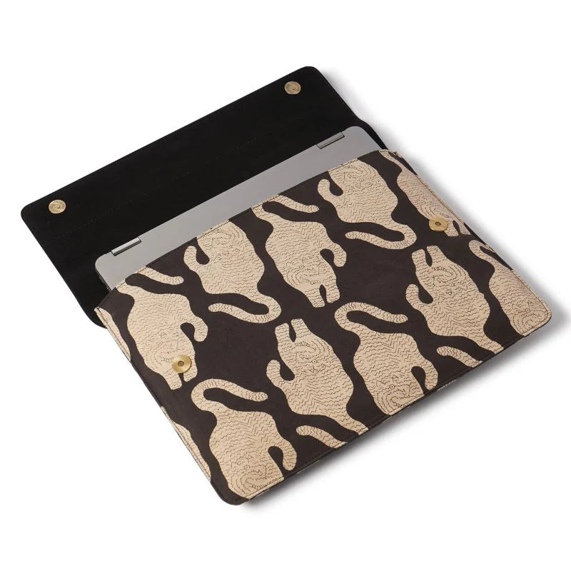 Safari Luxe Laptop Sleeve 002
