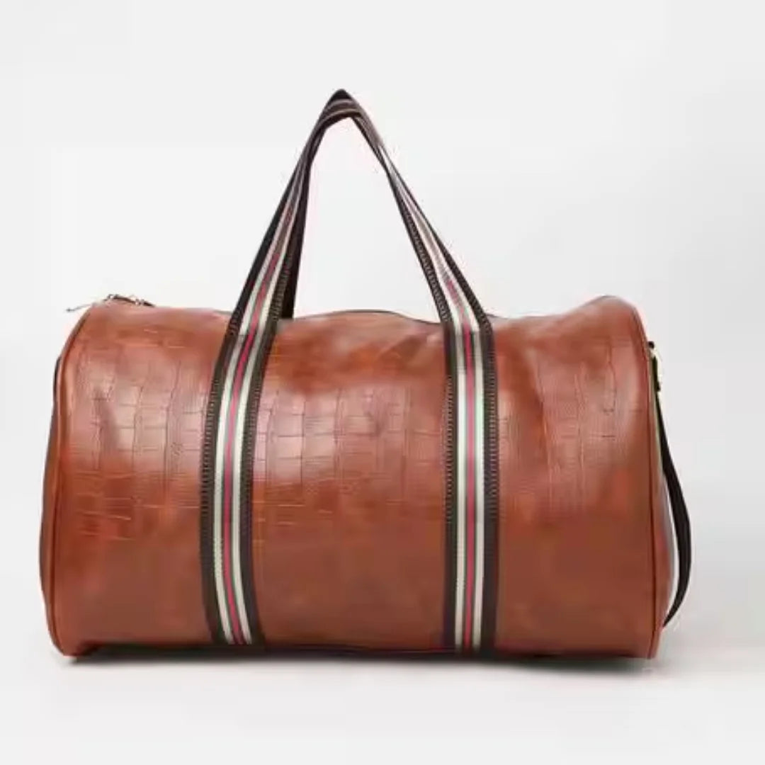 Spacious Weekender Duffle Bag with Brand Logo for Corporate Gifting