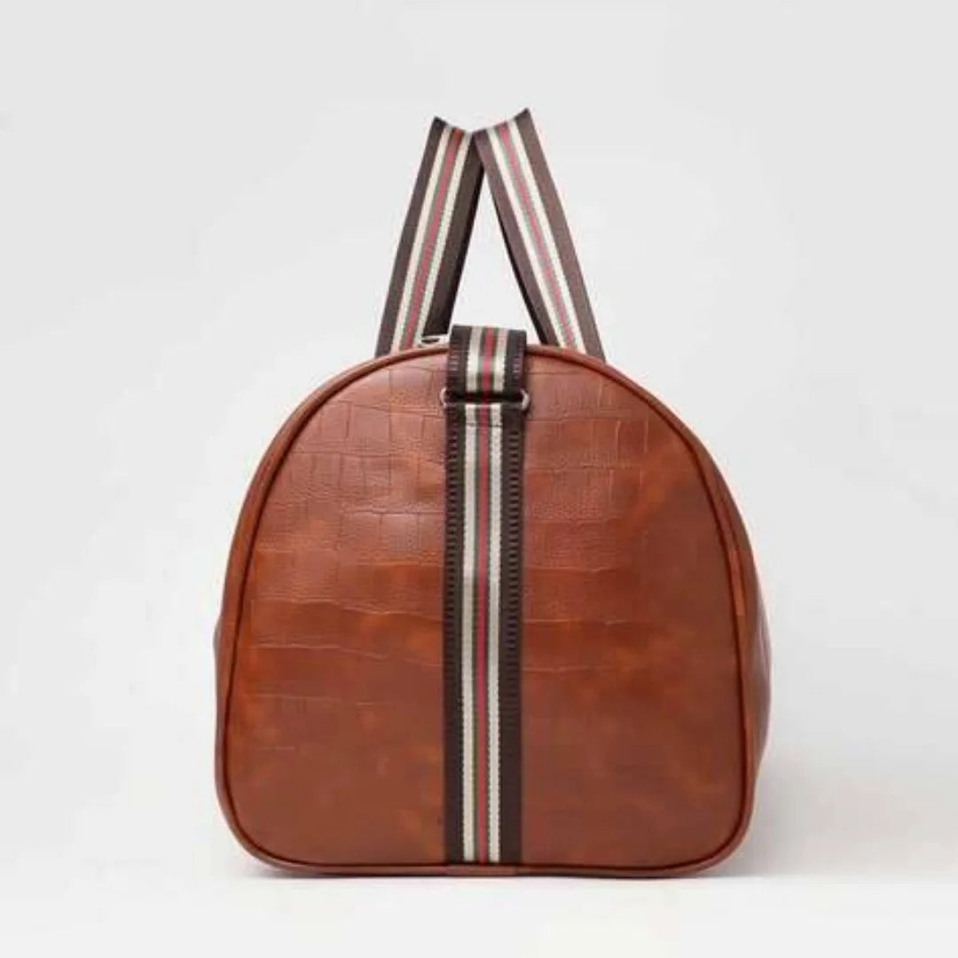 Spacious Weekender Duffle Bag with Brand Logo for Corporate Gifting