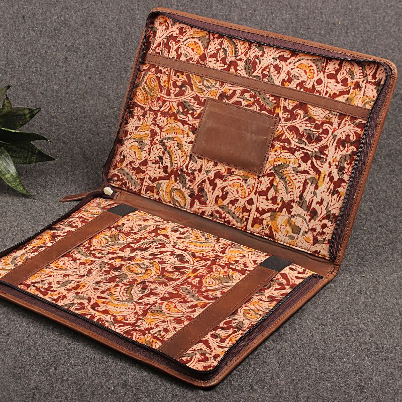 Aldona Laptop Sleeve