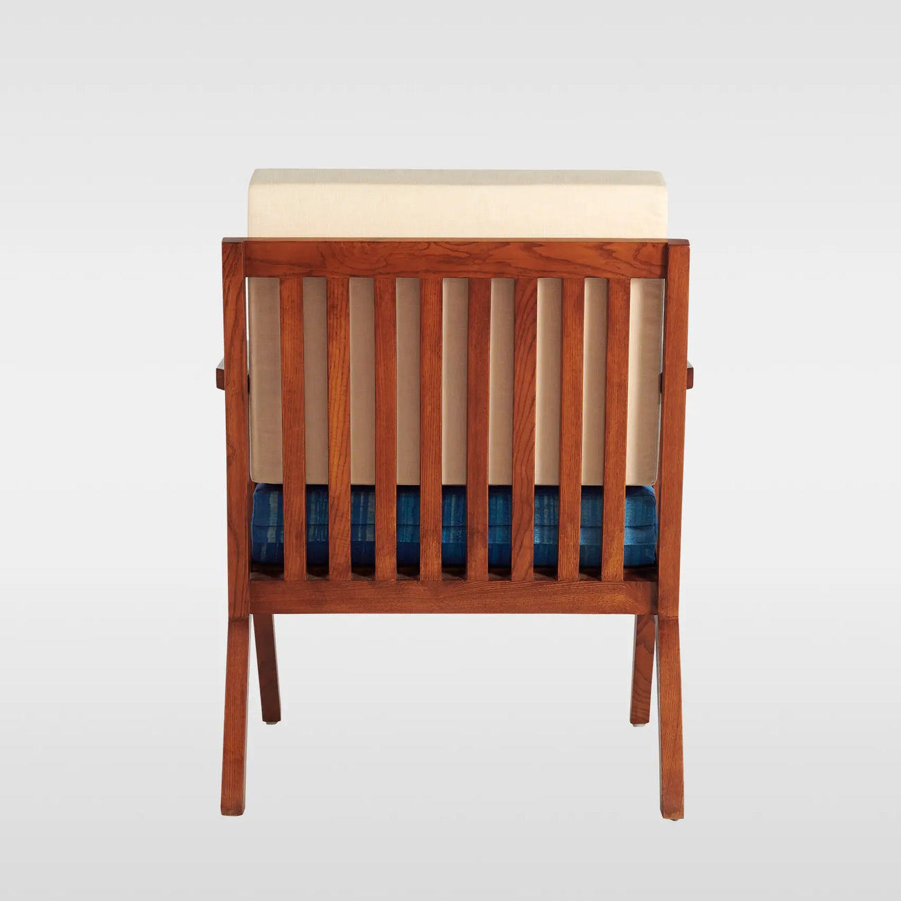 Weekend Lounge Chair