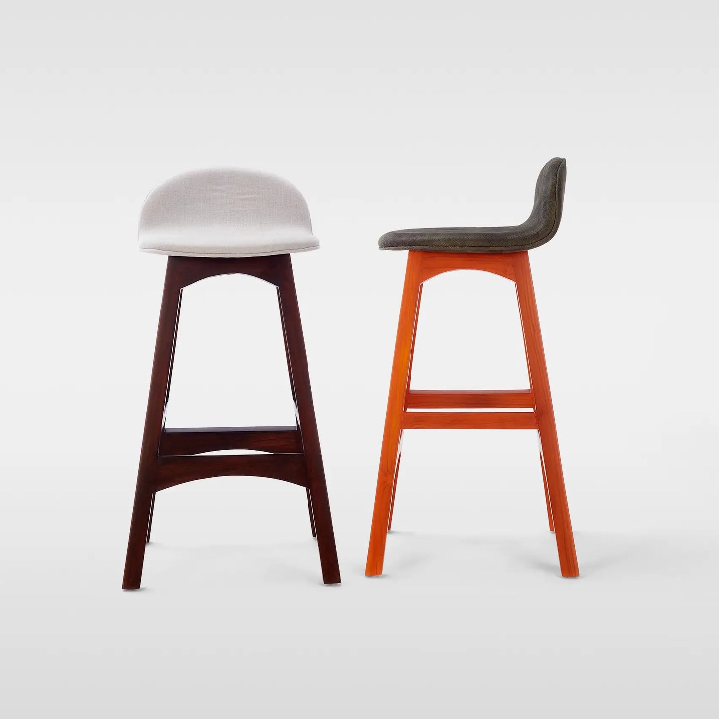 Woody 04 Barstool