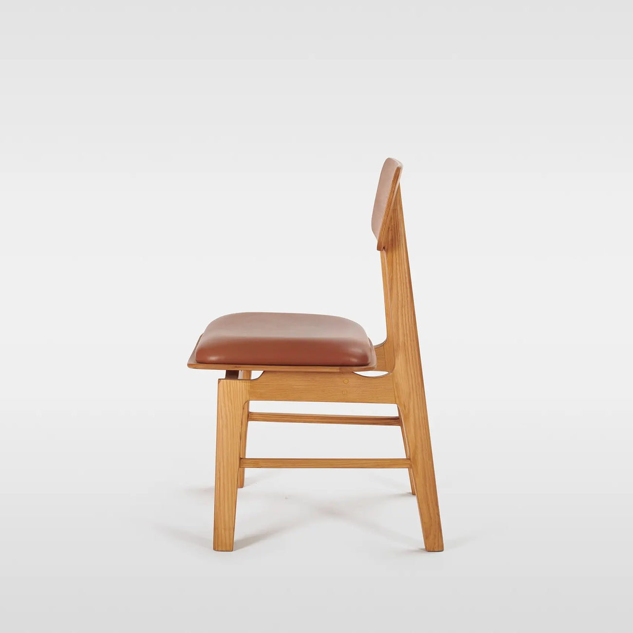 Wave 04 Cafe Chair