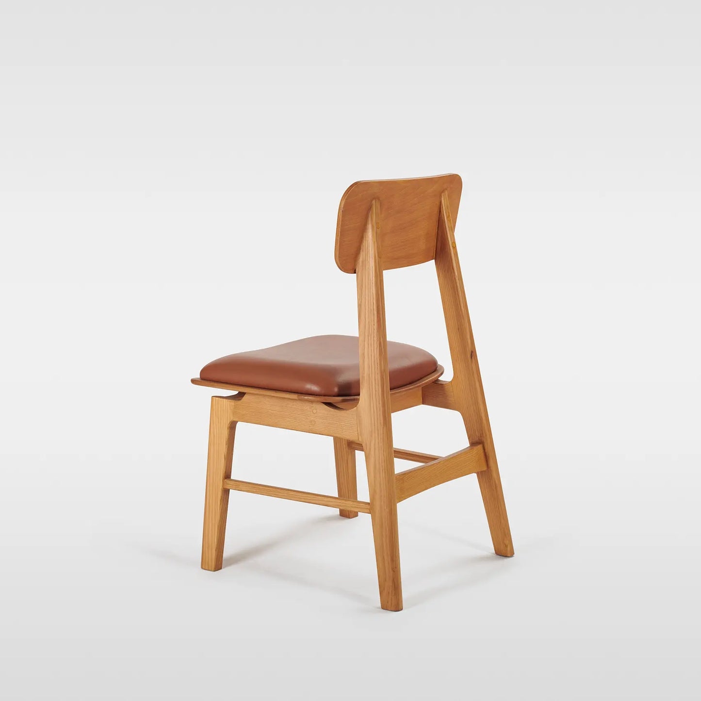 Wave 04 Cafe Chair