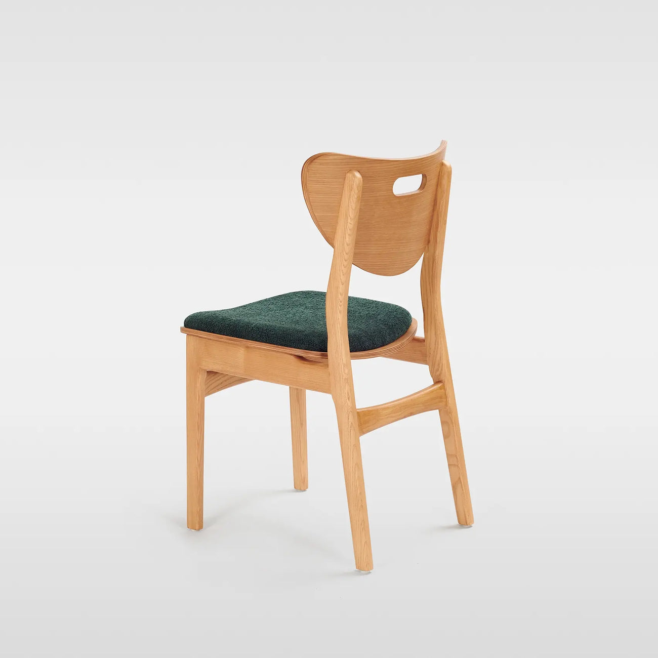 Wave 02 Cafe Chair