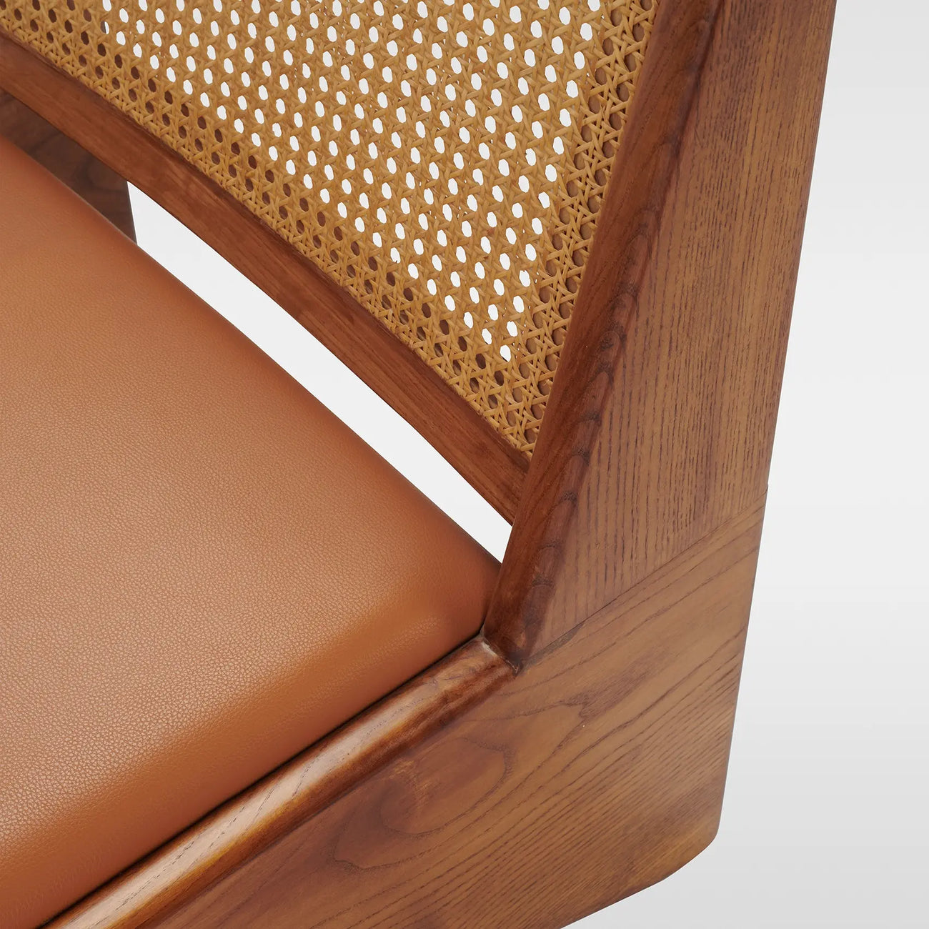 Verde Lounge Chair