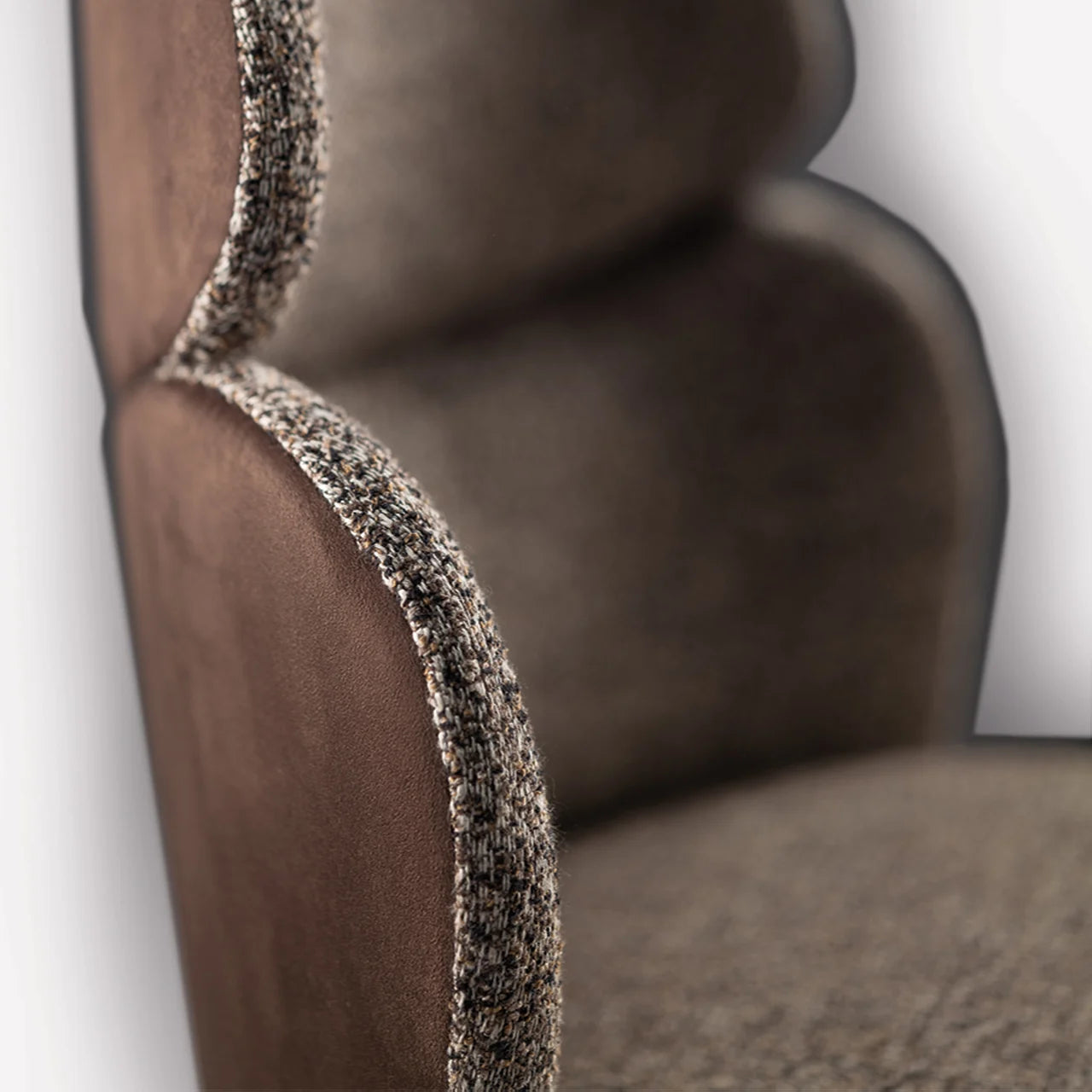 Icarus Chair