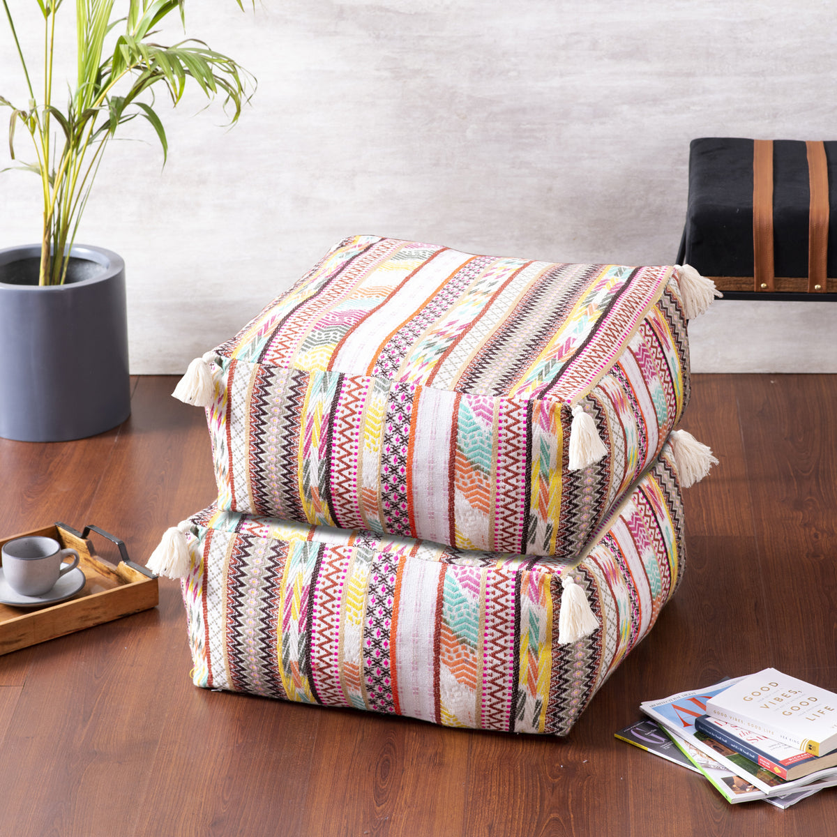 storage pouf