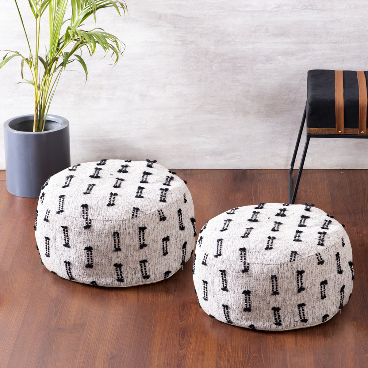 storage pouf