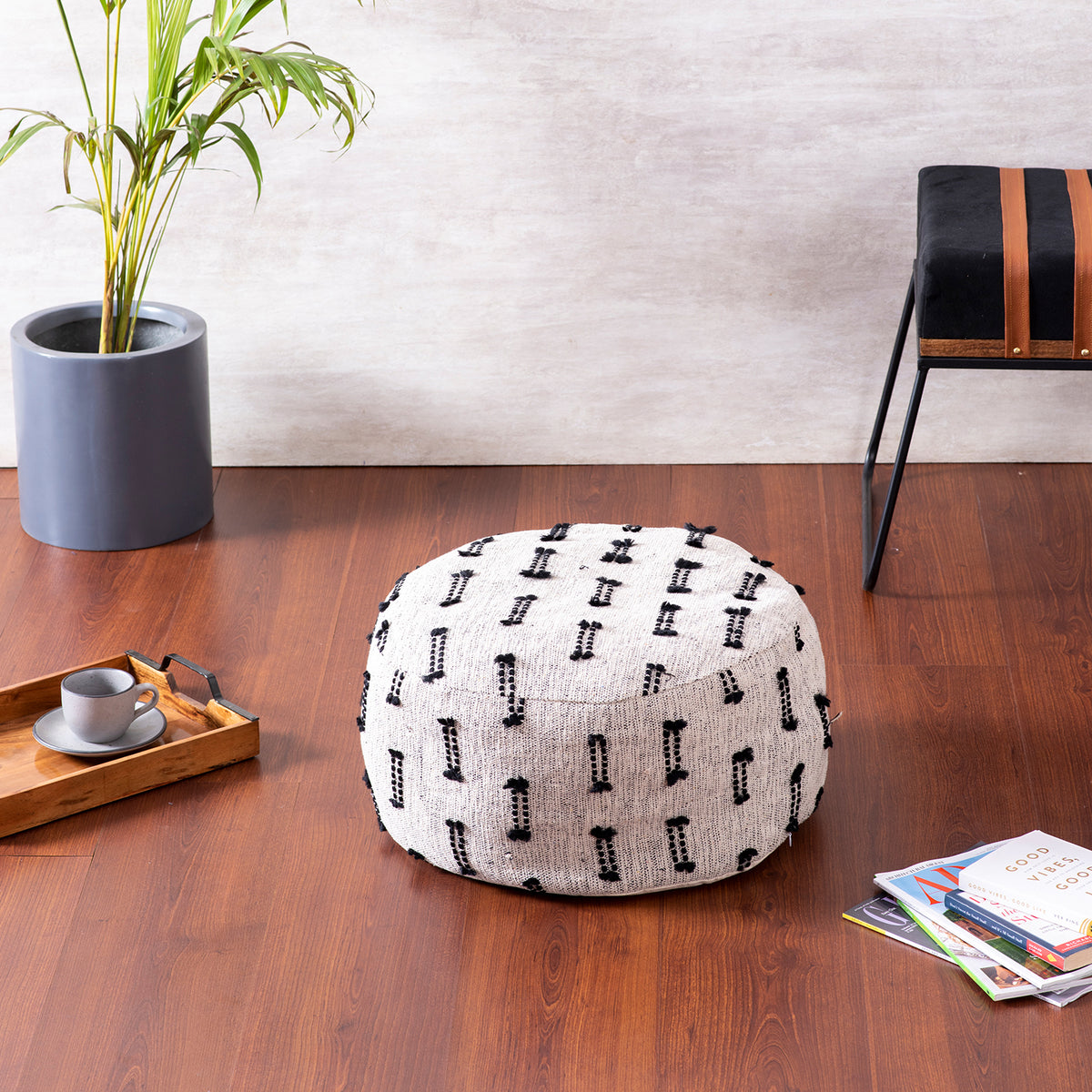 pouf ottomans