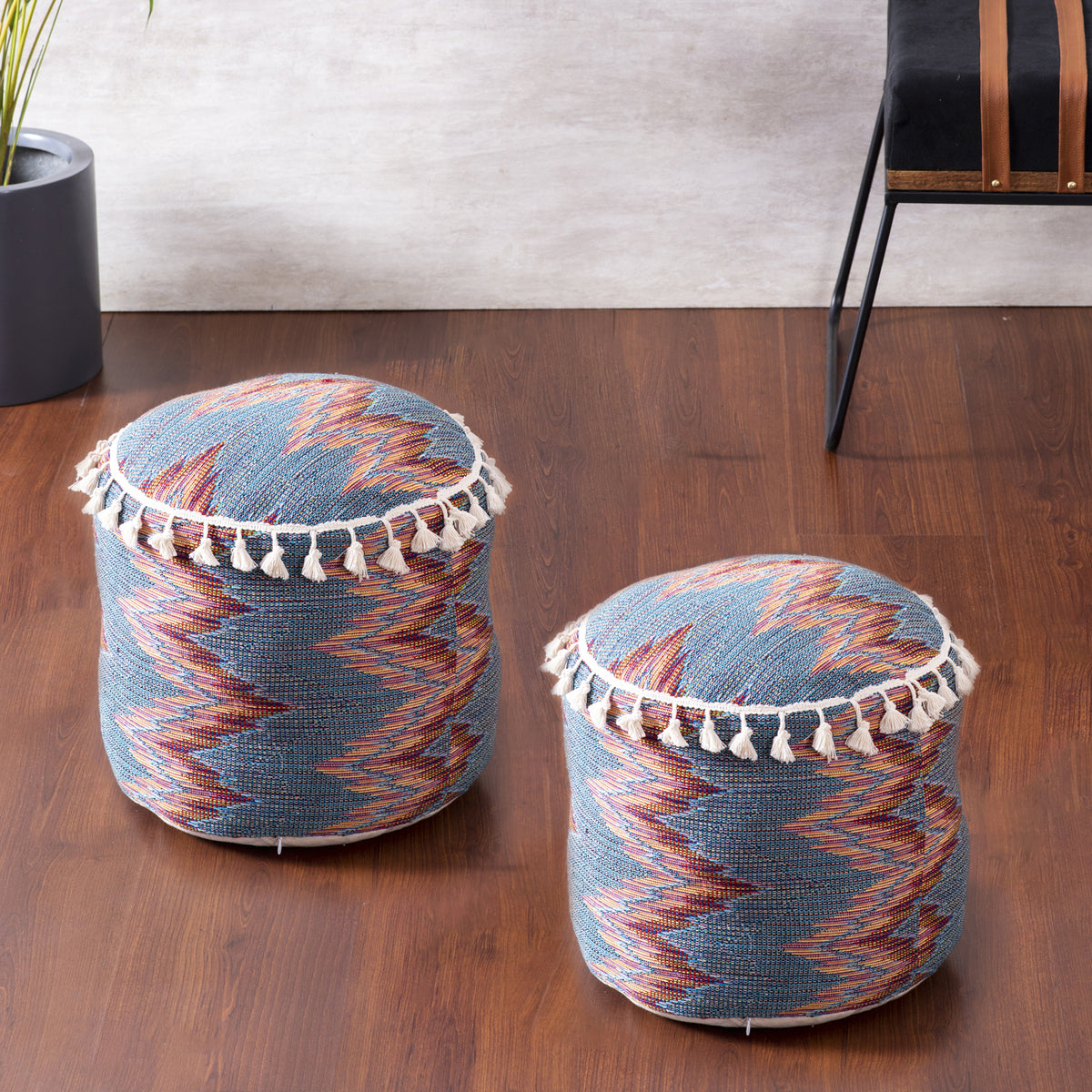 storage pouf