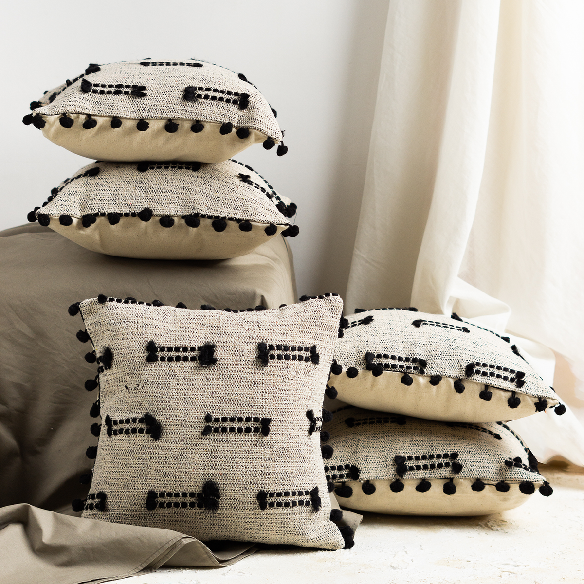 Black Knotts Woven Cushion Covers Set of 5